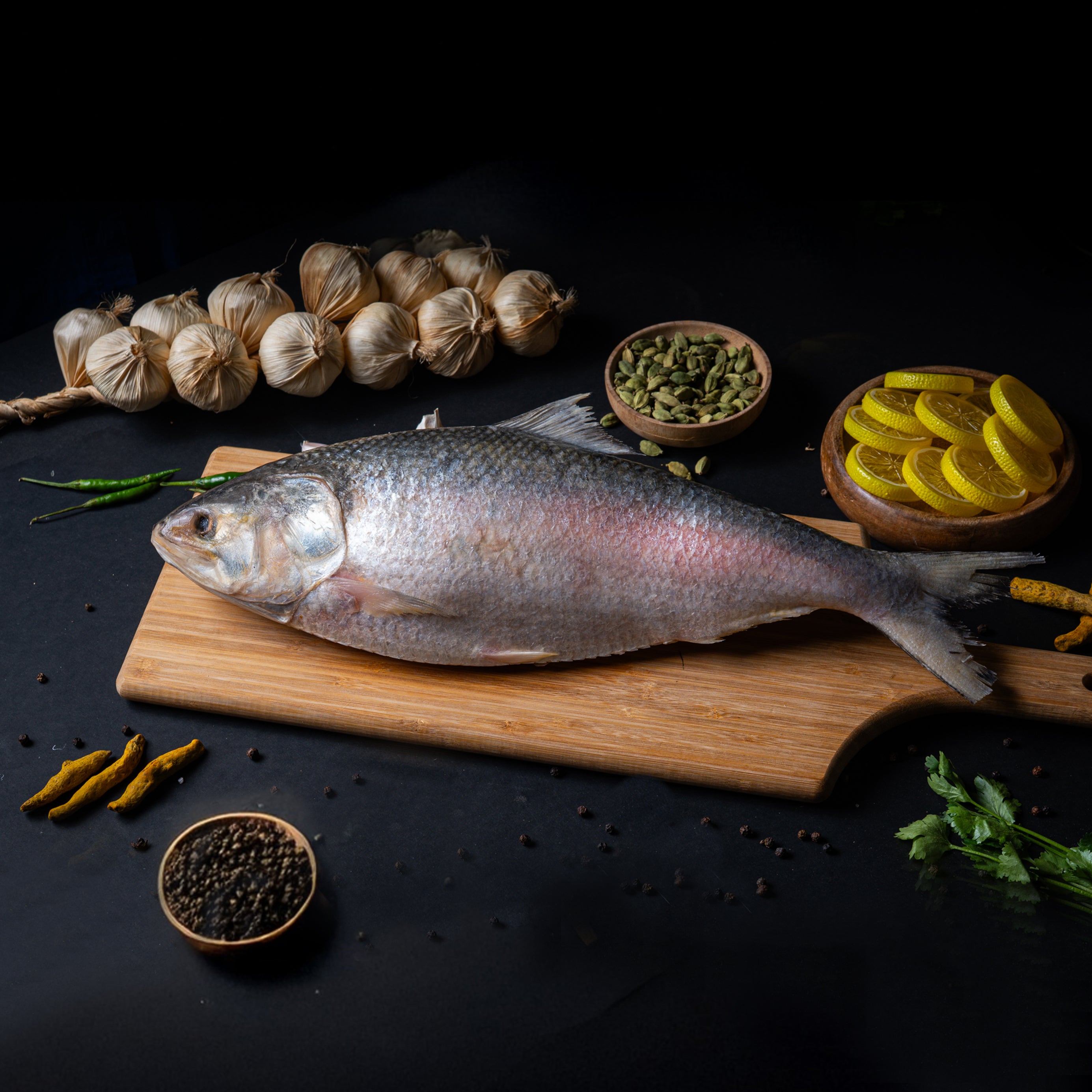Hilsa(Padma Ilish) Fish Big Round Bengali Cut with Head Nt. Wt. 680-720g
