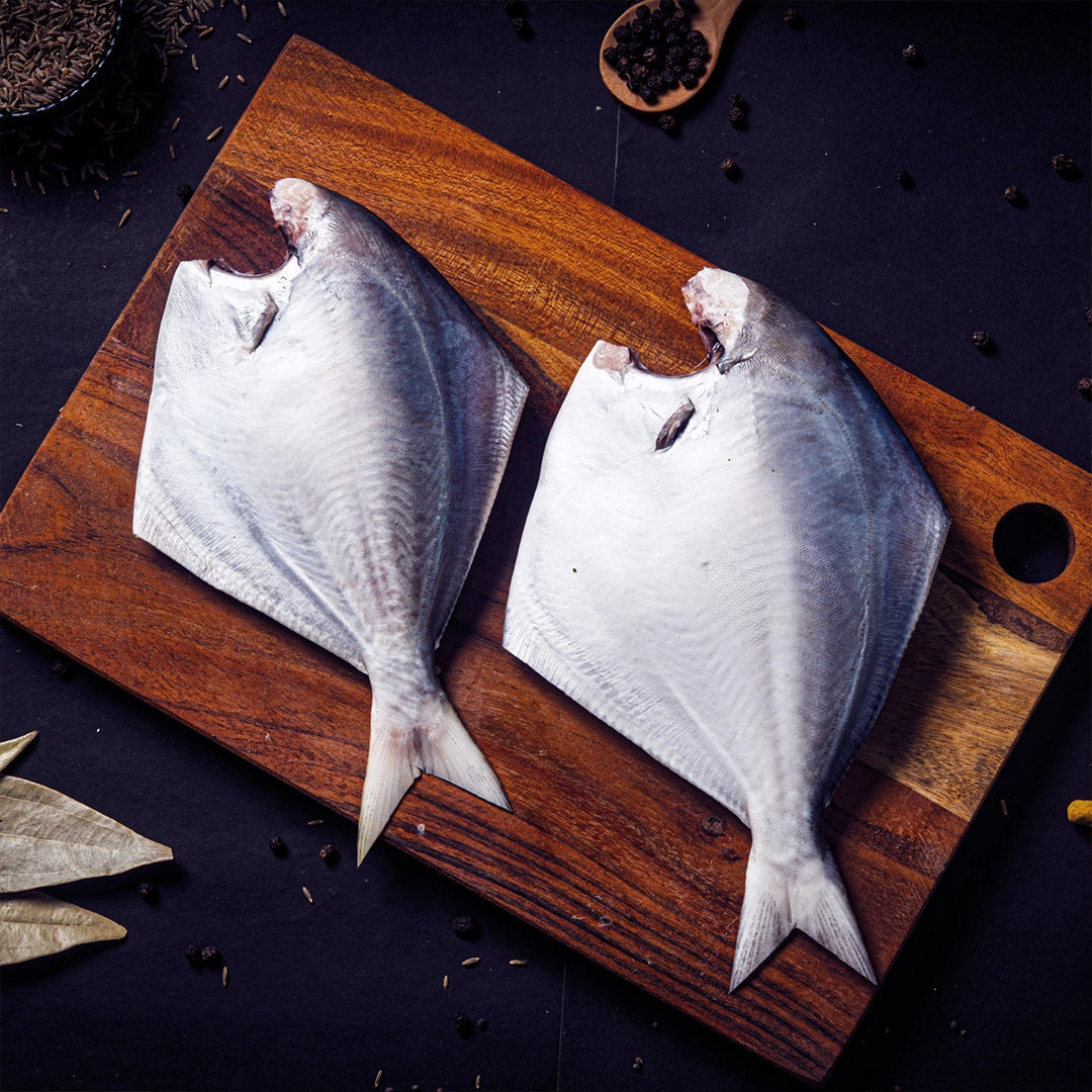 Tandoori White Pomfret (Whole Cleaned) Nt. Wt. 400-470g (2-3 pcs)